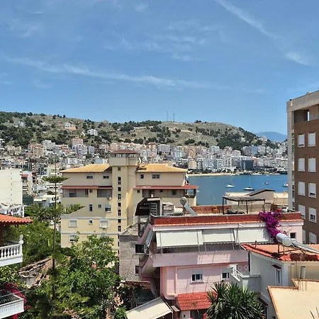Albi's 아파트 Sarandë
